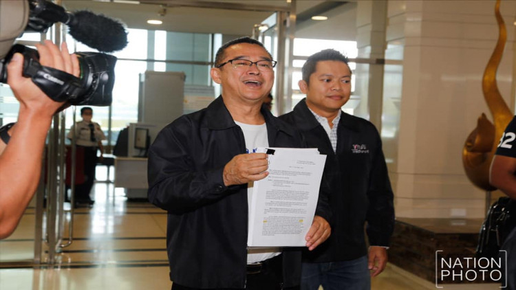 'เรืองไกร' ร้องค้านกกต.รับรองส.ส. วอน 'ประยุทธ์' ช่วยแก้รธน.