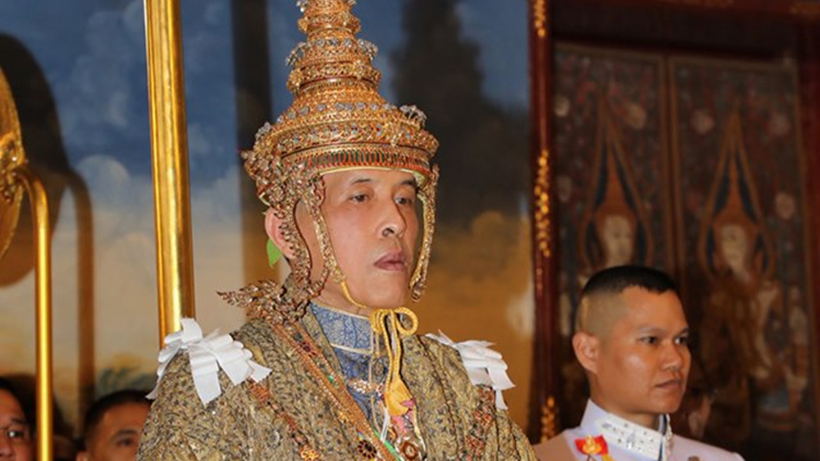 พระปฐมบรมราชโองการ 'พระบาทสมเด็จพระเจ้าอยู่หัว รัชกาลที่ 10'