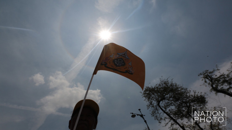 ฮือฮา! ปรากฎการณ์พระอาทิตย์ทรงกลด งานพระราชพิธี