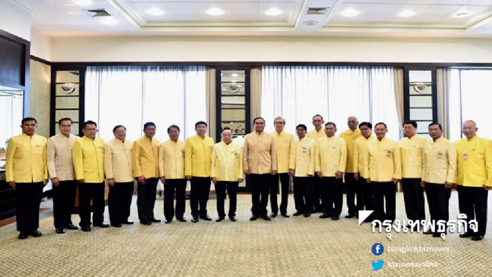 15 รัฐมนตรีไขก๊อก ไปนั่งส.ว. 