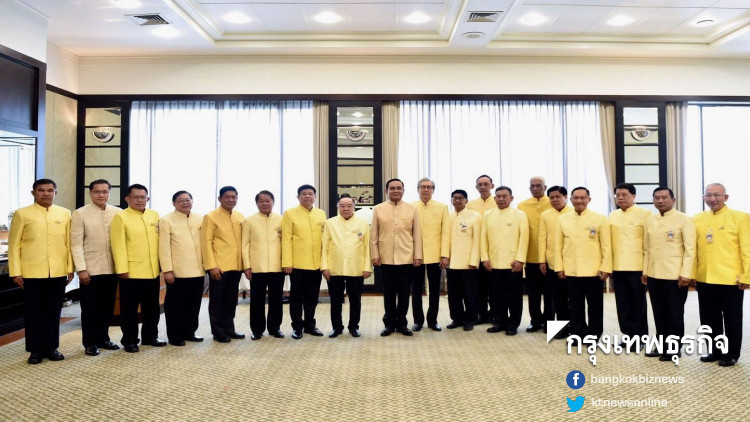 15 รัฐมนตรีไขก๊อก ไปนั่งส.ว.