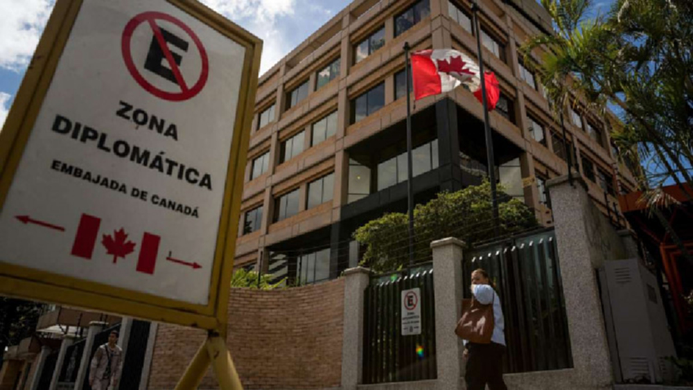 แคนนาดาปิดสถานทูตโต้เวเนซุเอลาปฏิเสธวีซ่า