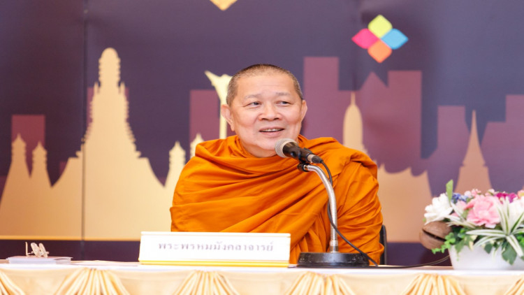 พระพรหมมังคลาจารย์ แนะนวัตกรรมชีวิต ยกจิตของเราให้สูงขึ้น