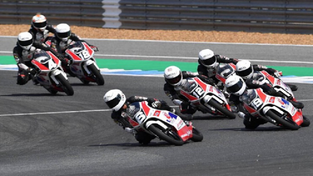 3 นักบิดดาวรุ่ง เอ.พี.ฮอนด้า” พร้อมเต็มร้อยล่าแชมป์ เอเชีย ทาเลนต์ คัพ