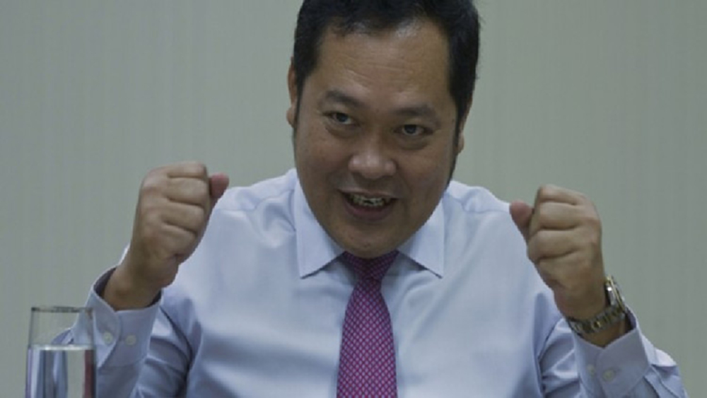 'ทวี' ถามหาความรับผิดชอบ 'กกต.' รับรองส.ส.ถือหุ้นสื่อ