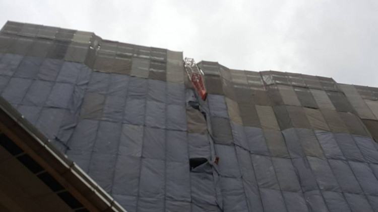 จนท.ฝ่ายโยธา เขตบางรัก เลื่อนพบตร.ให้ข้อมูลเครนถล่ม 24 มิ.ย.