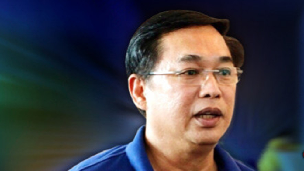 'อนุชา' เข้าพรรคถกภายใน เผยแจงบ่ายนี้หลังหลุดโผรมต.