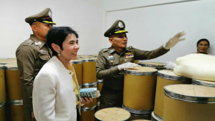 ปูพรม 33 จุด ตรวจค้นกวาดล้างแหล่งผลิตและจำหน่ายยาลดอ้วนมรณะ