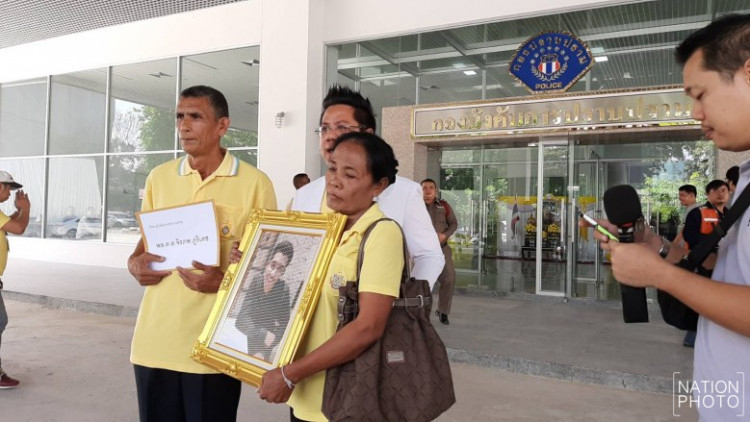 ร้องกองปราบ โวยลูกชายเสียชีวิตนาน 6 เดือนคดีไม่คืบ