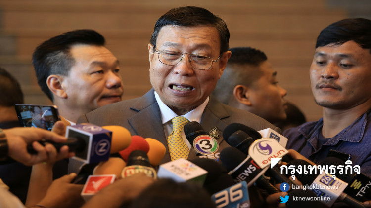 'พรเพชร' ปัดตอบ 'อนค.' เสนอแก้รธน. ปมที่มา-อำนาจ ส.ว.