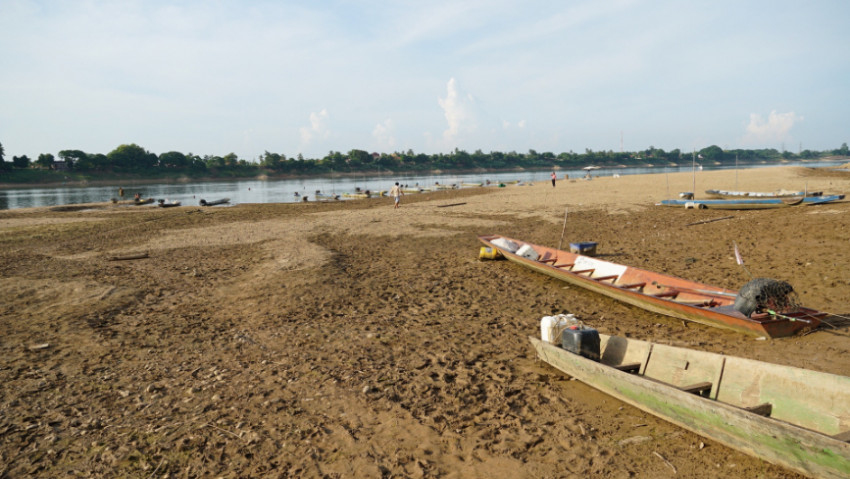 แม่น้ำโขงแห้ง