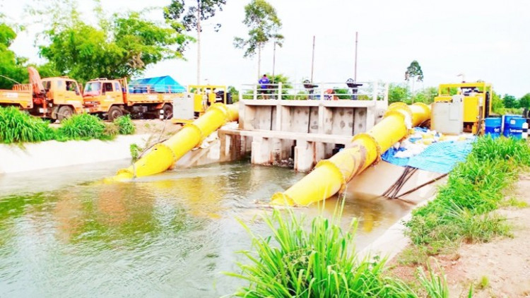 อธิบดีกรมชลฯ ยันอีก 40 วันน้ำไม่หมดเขื่อน