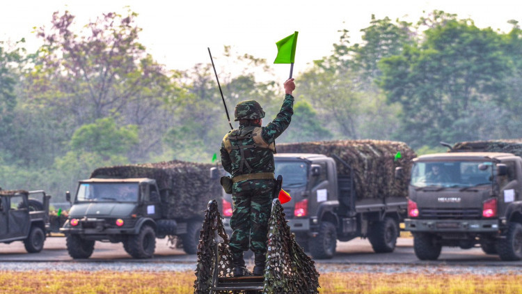 ทบ. แจ้งเคลื่อนย้ายกำลกำลังพล-อาวุธ -ยุทโธปกรณ์ 4 ส.ค.