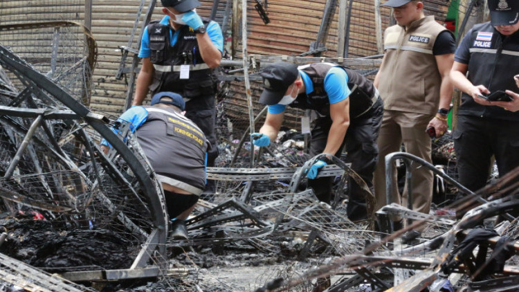 เร่งล่า 5 ชาย-หญิง เกี่ยวพันไฟไหม้ย่านประตูน้ำ