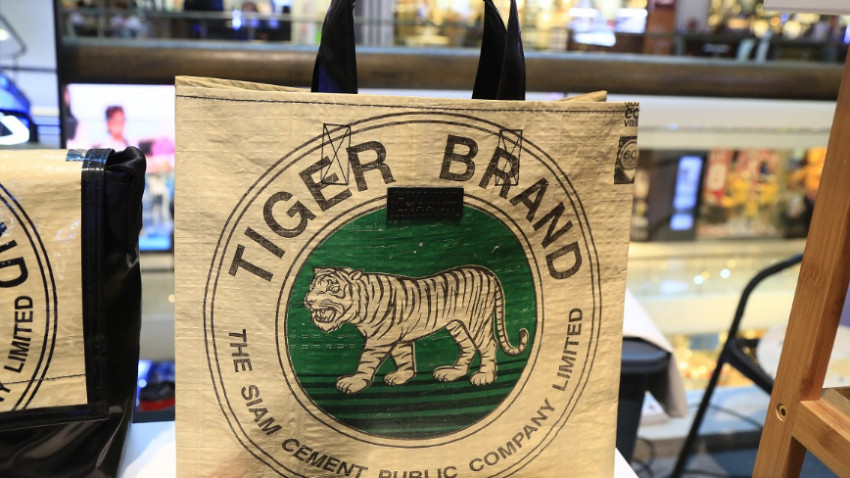 ช่วยโลก...ชุบชีวิตให้พลาสติกเหลือทิ้ง