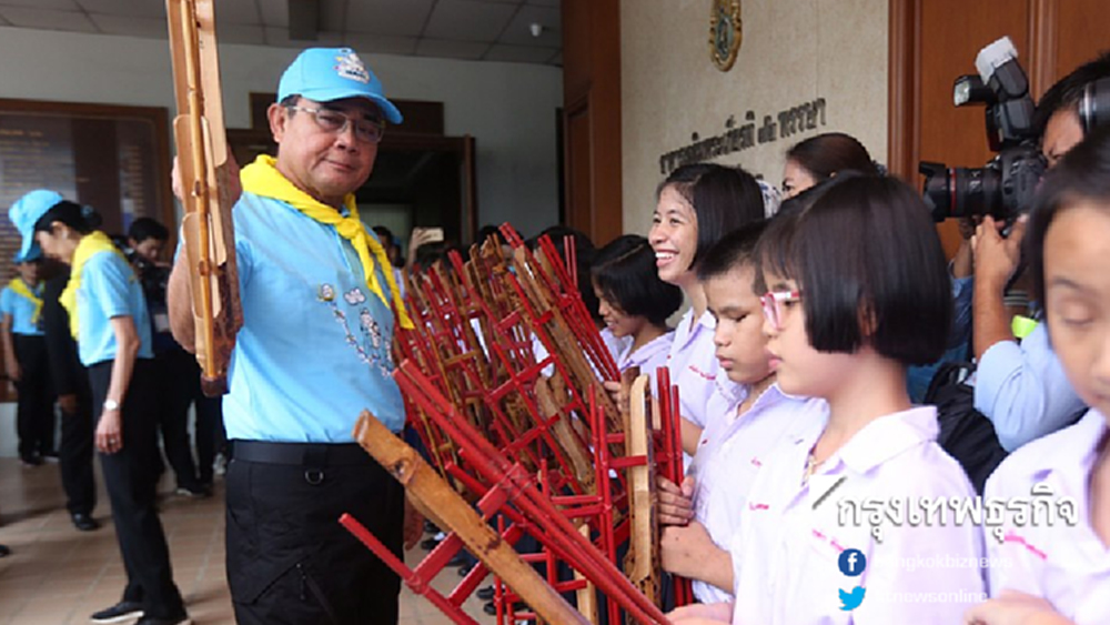 'ประยุทธ์' แซวนปช. รอดคดีก่อการร้าย 'ไม่เห็นบอกศาลมีความยุติธรรม'