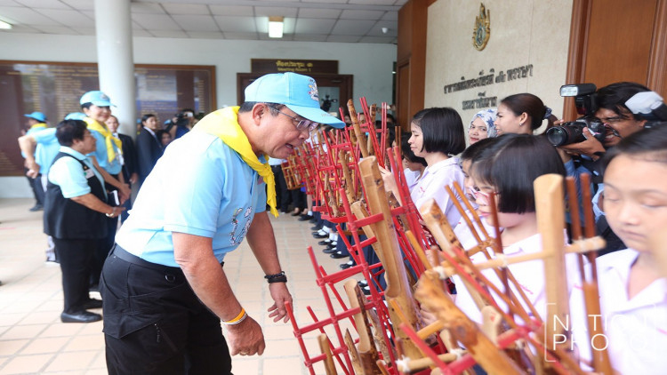 เมินฝ่ายค้าน จ้องขย้ำปมถวายสัตย์