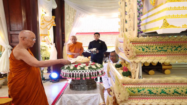 สมเด็จพระสังฆราช พระราชทานเพลิงศพ 'กิมล้วน วงศ์พรนิมิตร' กรณีพิเศษ