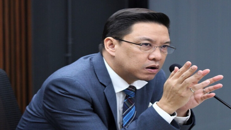 "พุทธิพงษ์ ปุณณกันต์" ภารกิจสกัดสึนามิ "เฟคนิวส์”