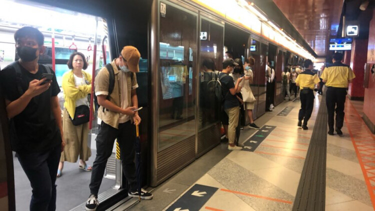 ศาลฮ่องกงสั่งคุ้มครองรถไฟใต้ดิน