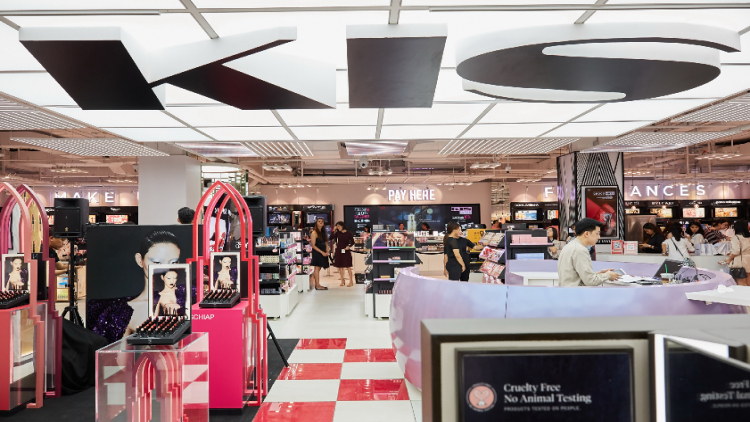 เซ็นทรัลปั้น‘คิส’เขย่าบิวตี้สโตร์ ปูพรม 30 สาขาลั่นชิงเบอร์ 1