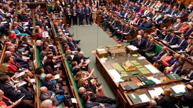 สภาอังกฤษไฟเขียวร่างกฎหมายสกัด“โนดีลเบร็กซิท”