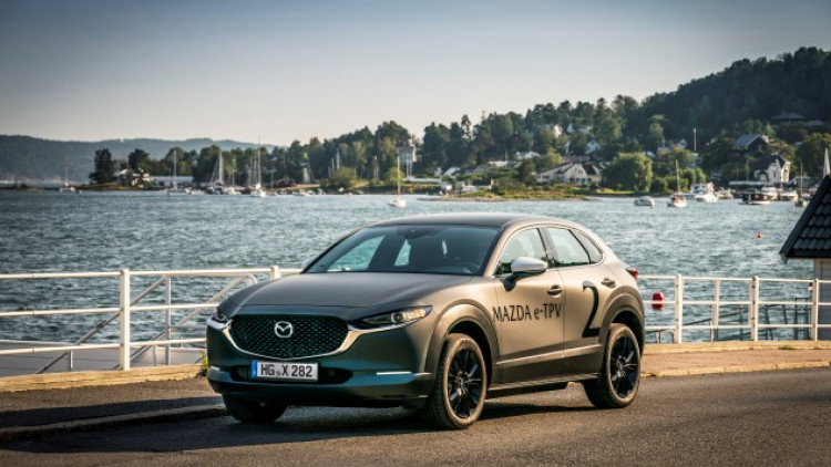 มาสด้าพร้อมลุย “พลังงานไฟฟ้า” ปูพรม “EVRange ExtenderPHEV”