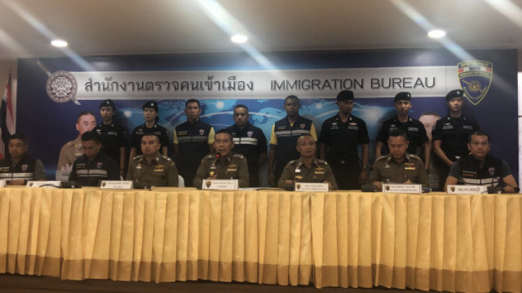 จับ7ชาวจีนลักลอบทำงาน จำหน่ายพระเครื่องวัตถุมงคล