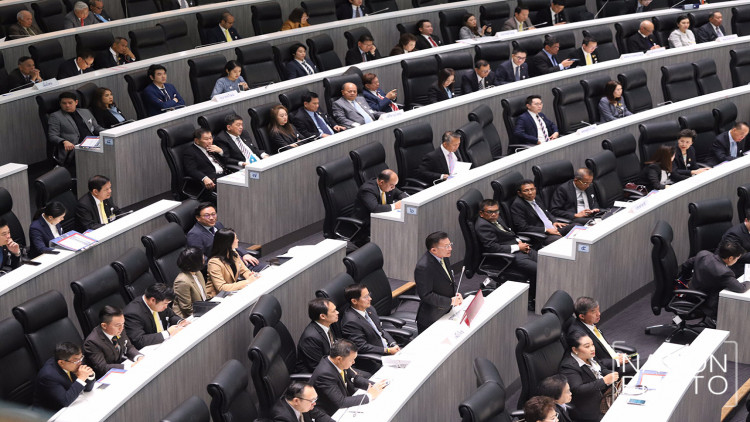 สภาฯ ตีตกญัตติขอตั้ง กมธ.ศึกษาปัญหาโครงการ 'อีอีซี'