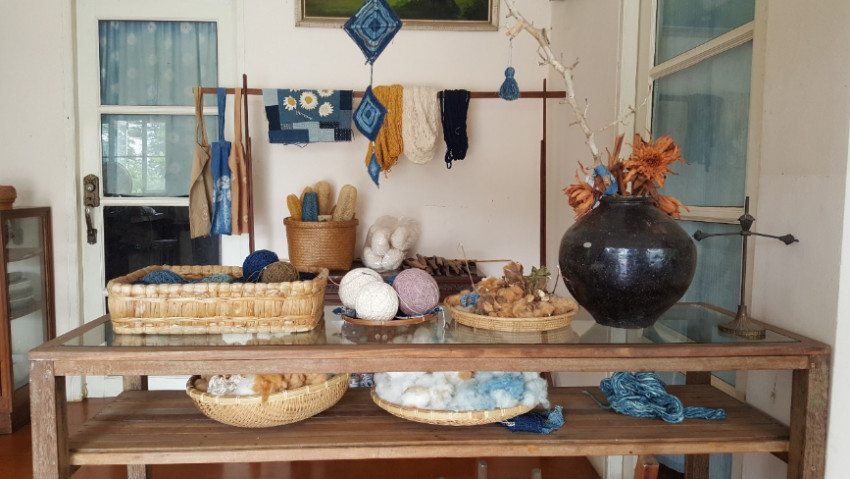 ย้อมคราม...ยาใจ