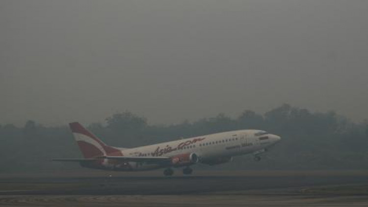 พิษหมอกควัน กระทบการบิน ‘อินโดนีเซีย’