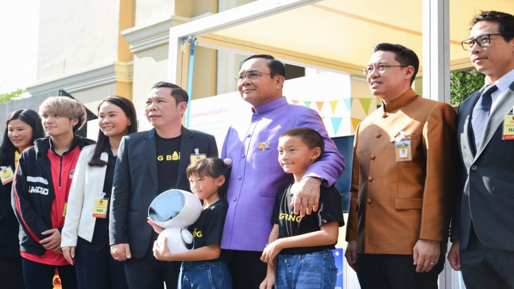 'บิ๊กตู่' ชวนทอดกฐินปลอดเหล้า เตือนนักดื่มเลิก