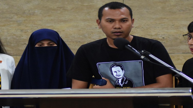 ร้องดีเอสไอรับสอบสวนคดี 'อับดุลเลาะห์'