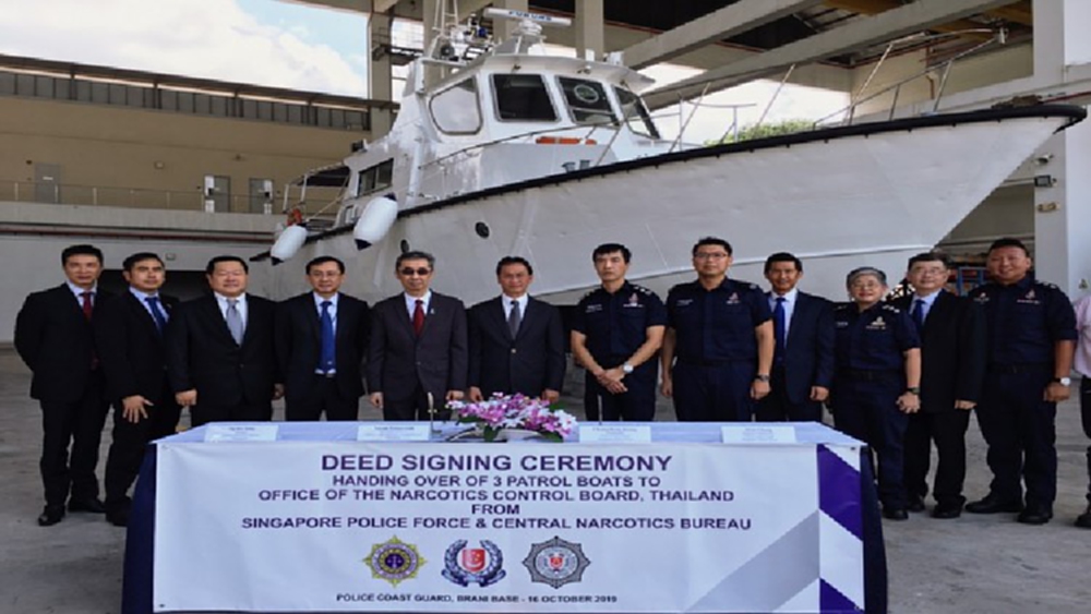 ป.ป.ส.ไทยรับมอบเรือลาดตระเวน 3 ลำ จากสิงค์โปร์ สกัดยาเสพติดสามเหลี่ยมทองคำ