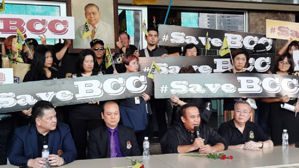 อดีตผอ.-ศิษย์เก่ากรุงเทพคริสเตียน 500 คน แถลงลากไส้ 'สภาคริสตจักร'