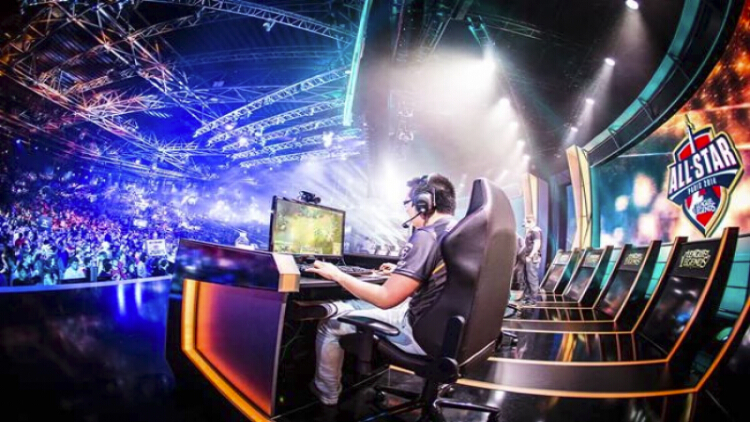 E-Sport ผลักดันให้เกิดการเปลี่ยนผ่านจากอุตสาหกรรมเกมสู่การแข่งขันเชิงกีฬา 