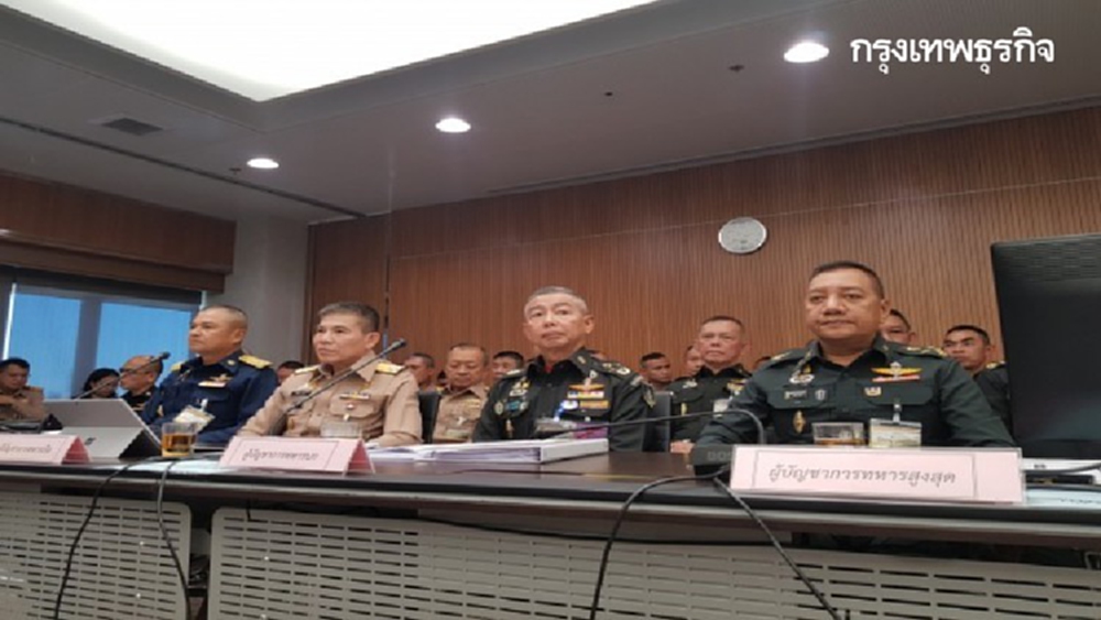 'ผบ.เหล่าทัพ' ตบเท้าเข้าประชุม กมธ. ชี้แจงงบปี 63 