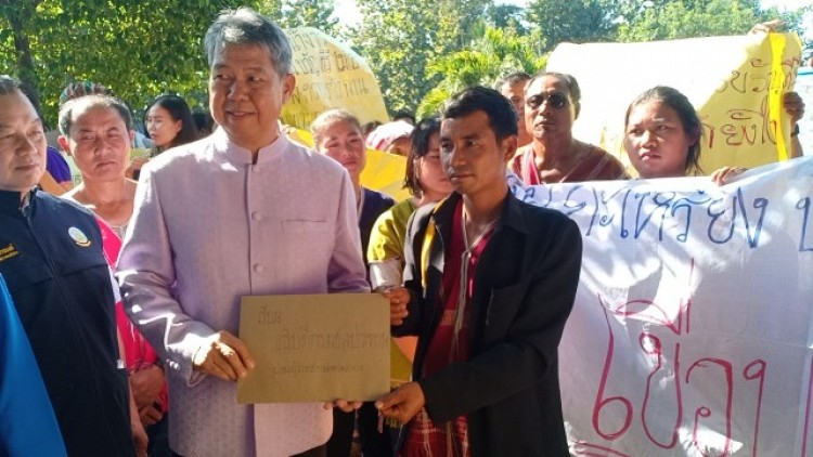 จี้กรมชลฯ หยุดอ่างเก็บน้ำน้ำงาว