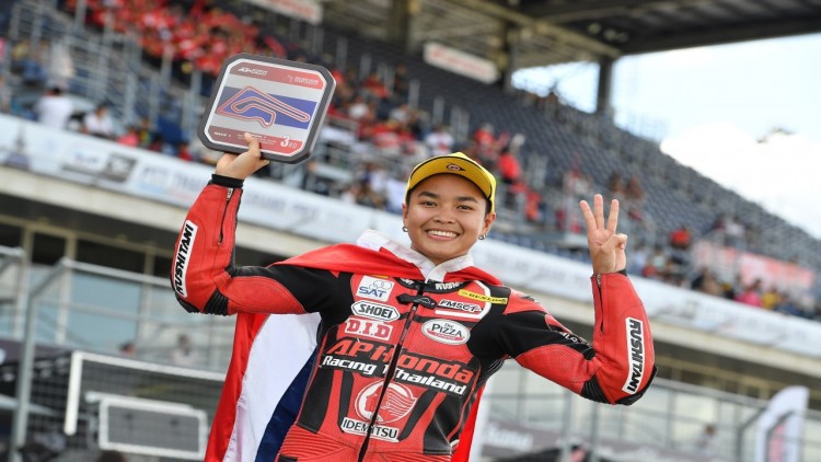 'มุกข์ลดา' คว้าโพเดี้ยมบิด 'เอเชีย โร้ดฯ' สนามโฮมเรซ