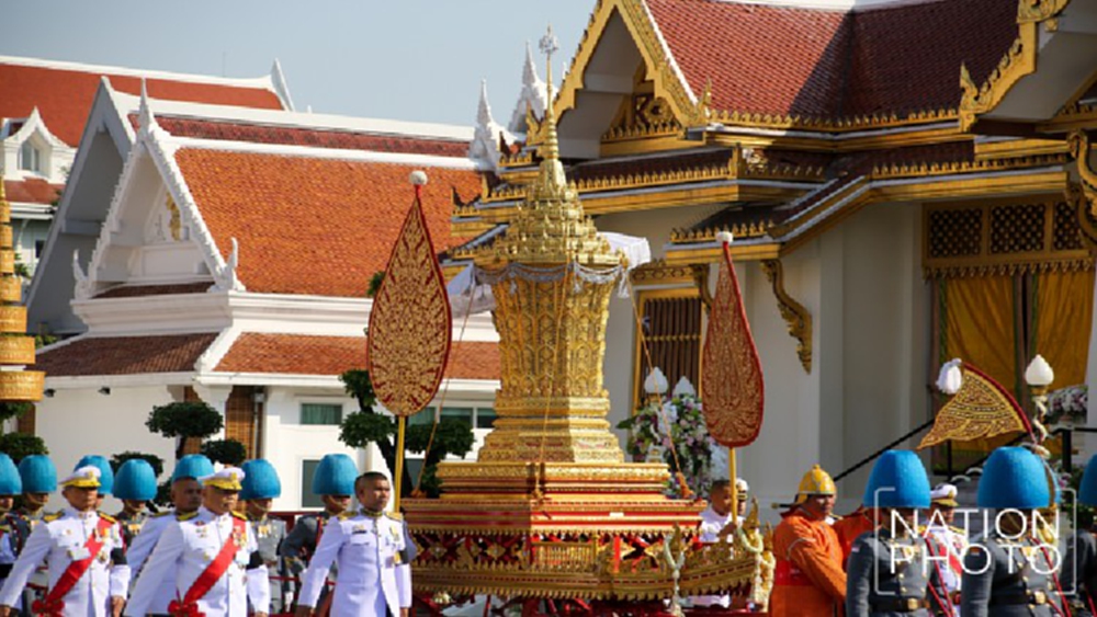 ขบวนเชิญโกศศพ 'พล.อ.เปรม' เคลื่อนถึงวัดเทพศิรินทราวาส