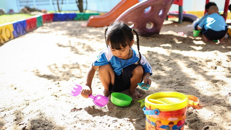 แนะปรับแบบอาคารเรียน รับมือปัญหาน้ำท่วม “โรงเรียนติดแม่น้ำมูล”