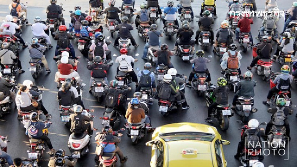 ปชช.กลับเข้าสู่โหมดทำงาน หลังวันหยุดยาวปีใหม่