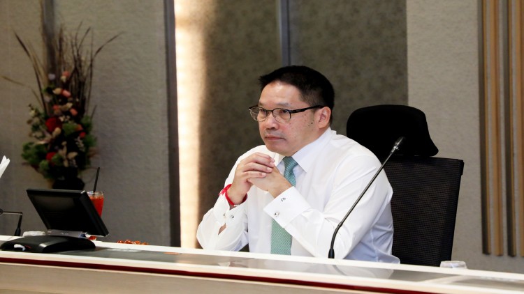 คลังเล็งเดินสายโรดโชว์ดึงนักลงทุนต่างชาติ