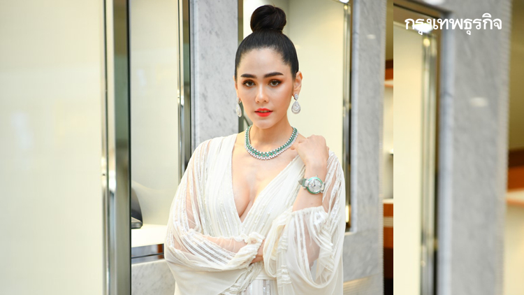 'ชมพู่ อารยา' ชิดขอบรันเวย์ ปารีส แฟชั่น วีค 2020