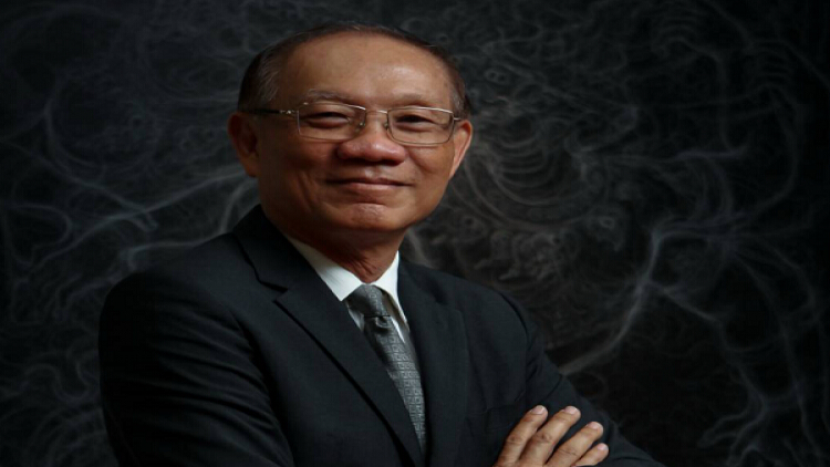 “ประทีป” แนะดีเวลลอปเปอร์ ระวังลงทุนอสังหาฯผันผวน