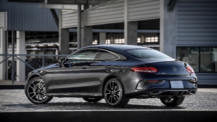 มาอีก 3 ... 'เบนซ์' เสริม Dream Car ลุยตลาด C200 Coupe เครื่องยนต์ใหม่ นำทัพ