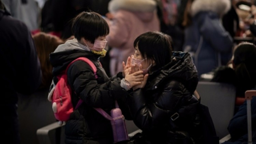 'ชาวจีน' ซาบซึ้งพระมหากรุณาธิคุณ 'ในหลวง - พระราชินี'   