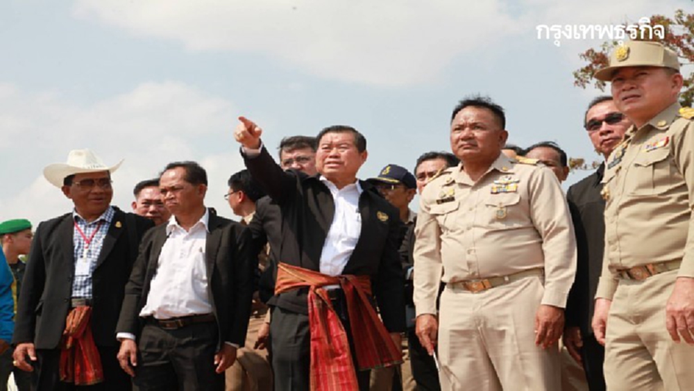 'นิพนธ์' ลงพื้นที่เมืองช้าง ชูโมเดล 'น้ำแลกดิน ดินแลกน้ำ'