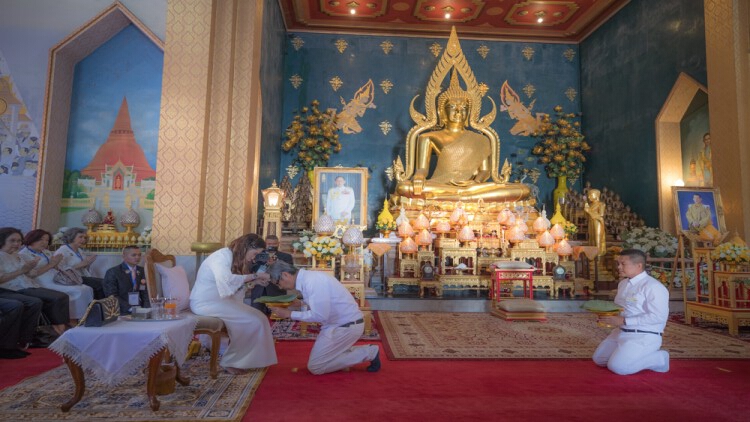 กรมพระศรีสวางควัฒนฯ ทรงเป็นประธานอุปสมบทหมู่ ครบ 10 ปี ร.พ.จุฬาภรณ์ ณ วัดไทยพุทธคยา 