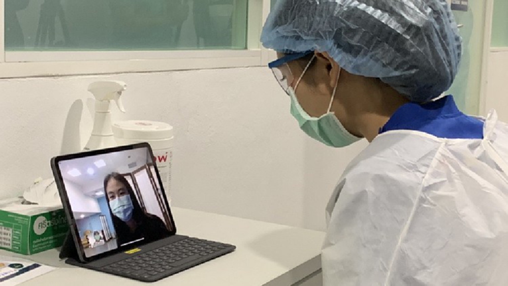 รพ.กรุงเทพ รับมือโรคไวรัสโคโรน่า19 ใช้หุ่นยนต์ ดูแลผู้ป่วยกลุ่มเสี่ยง